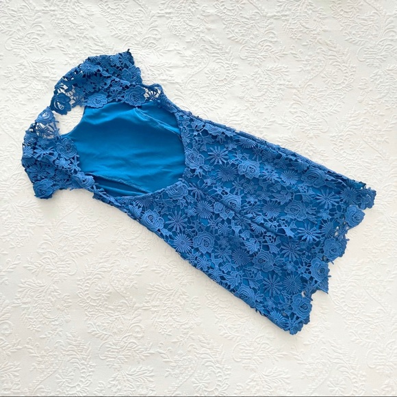 Small Lulu’s Blue Backless Lace Dress - Picture 7 of 16